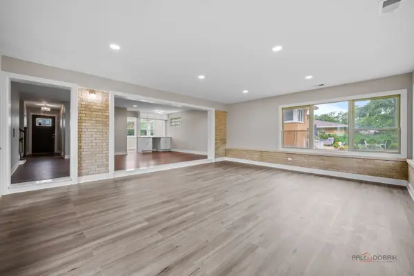 2913 W Sibley ST, Park Ridge, IL 60068