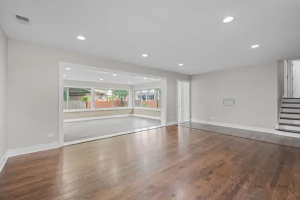 2913 W Sibley ST, Park Ridge, IL 60068