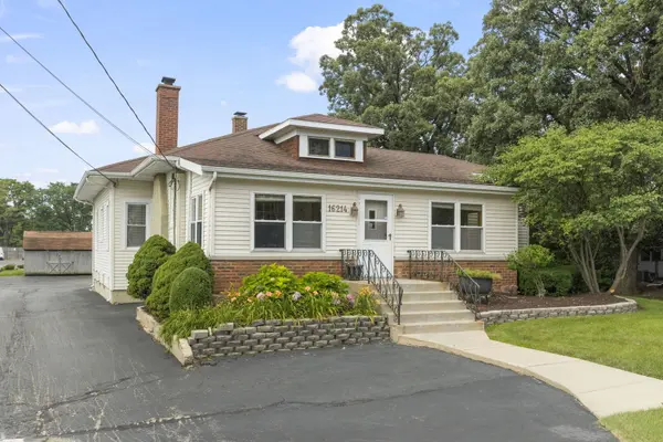 16214 S Lincoln HWY, Plainfield, IL 60586