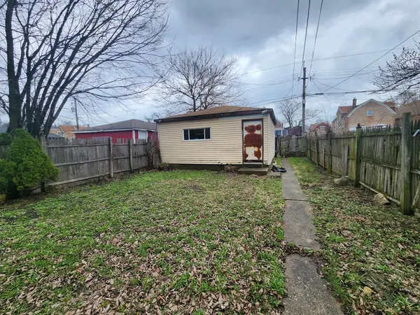 5733 S Wolcott AVE, Chicago, IL 60636
