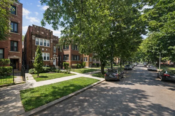 8052 S Langley AVE, Chicago, IL 60619