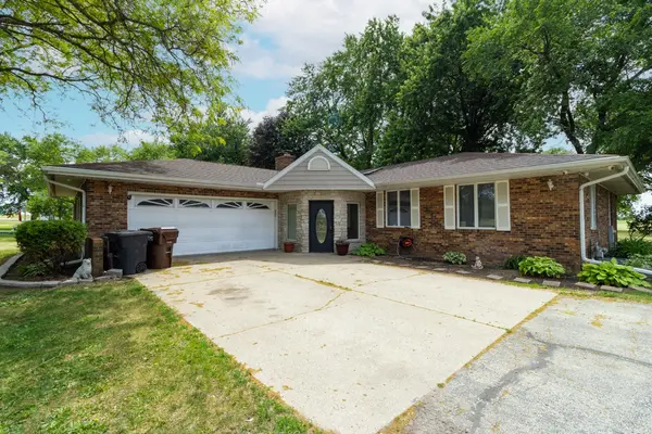 5866 Irene RD, Belvidere, IL 61008
