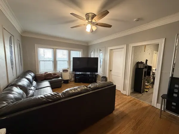 37 W 14th PL, Chicago Heights, IL 60411