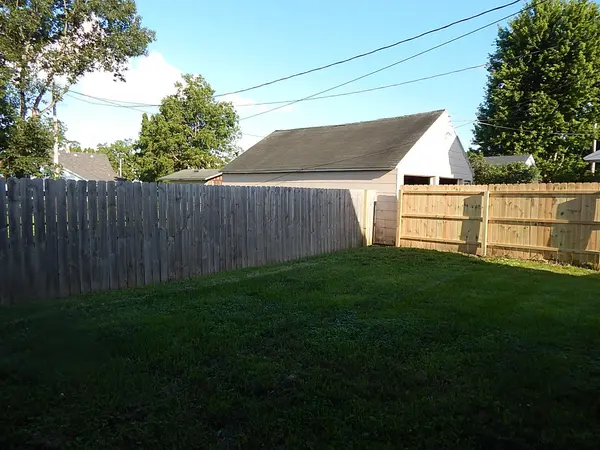 205 N 5th ST, Maquoketa, IA 52060