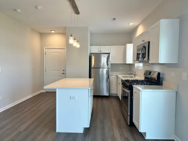 855 E Main ST #3F, East Dundee, IL 60118