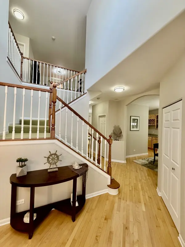 10651 Capitol LN, Huntley, IL 60142