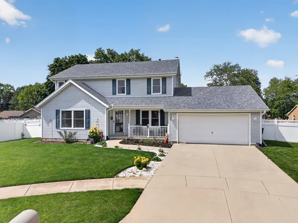 1104 Chicory LN, Ottawa, IL 61350