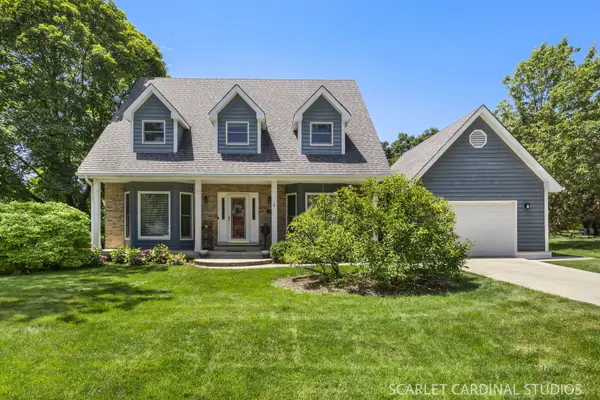 904 Santa Rosa AVE, Wheaton, IL 60187