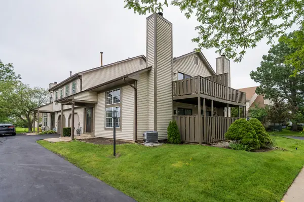 1224 Clematis DR, Streamwood, IL 60107