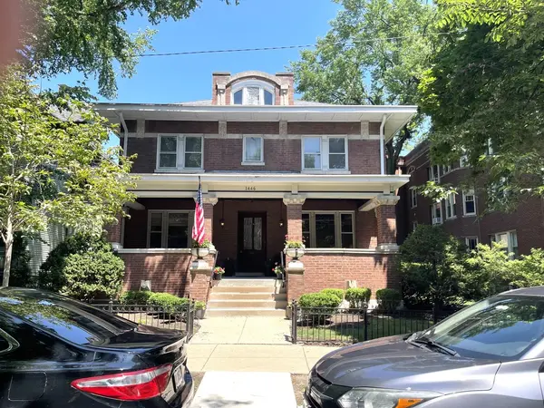 1446 W Summerdale AVE, Chicago, IL 60640