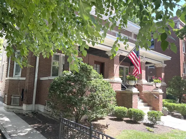 1446 W Summerdale AVE, Chicago, IL 60640