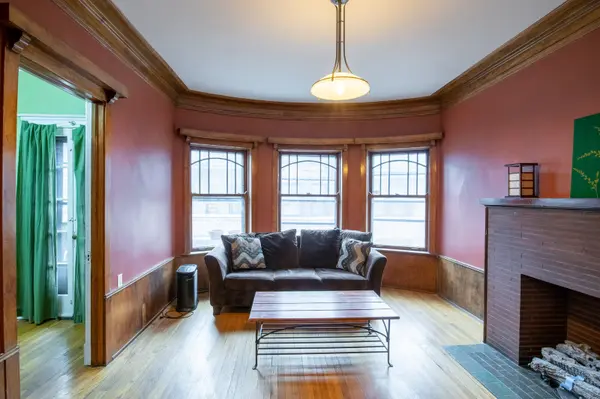 945 E Hyde Park BLVD #3, Chicago, IL 60615