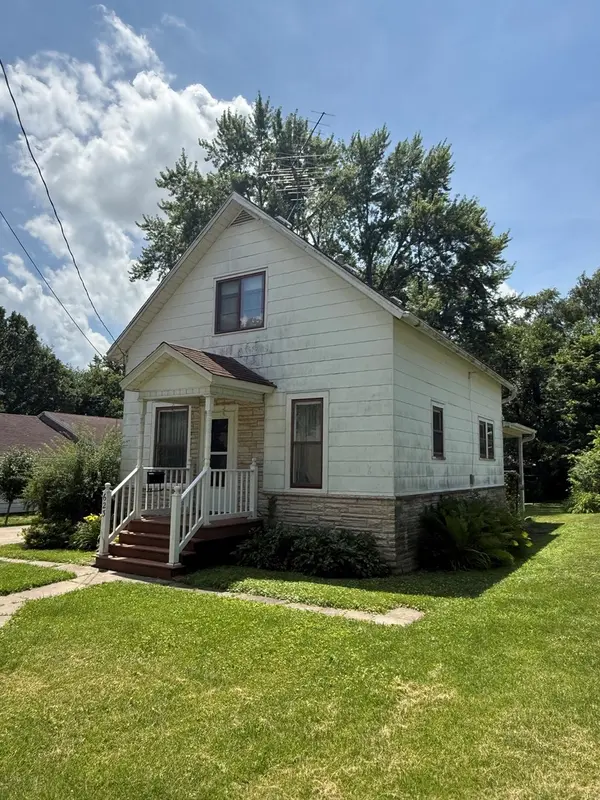 623 Sterling AVE, Dixon, IL 61021