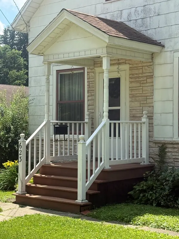 623 Sterling AVE, Dixon, IL 61021