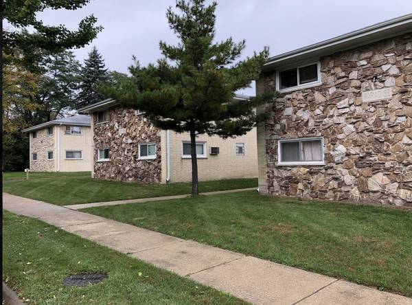 13 Scotdale RD #1, La Grange Park, IL 60526