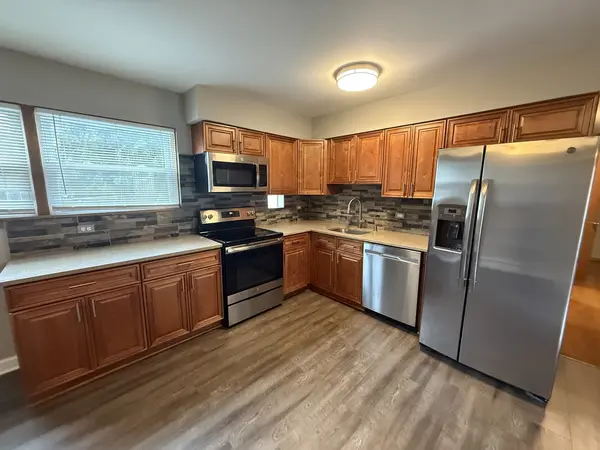 13 Scotdale RD #1, La Grange Park, IL 60526