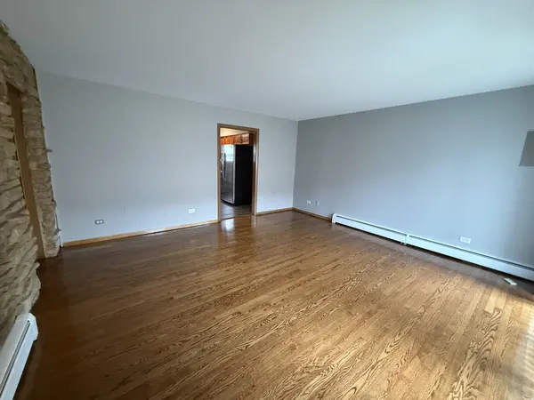 13 Scotdale RD #1, La Grange Park, IL 60526
