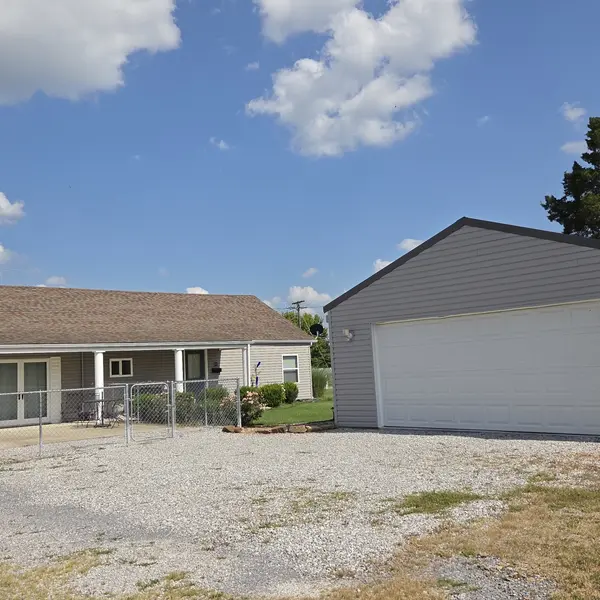 505 Sylvester AVE W, Christopher, IL 62822