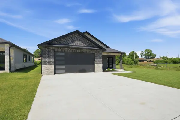 10718 S Worth AVE, Worth, IL 60482