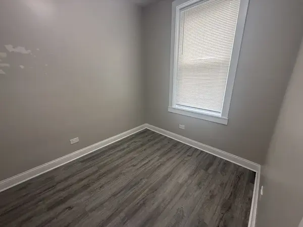 5319 W Fullerton AVE #2, Chicago, IL 60639