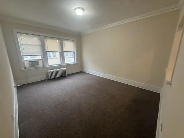 2146 S Gunderson AVE #333, Berwyn, IL 60402