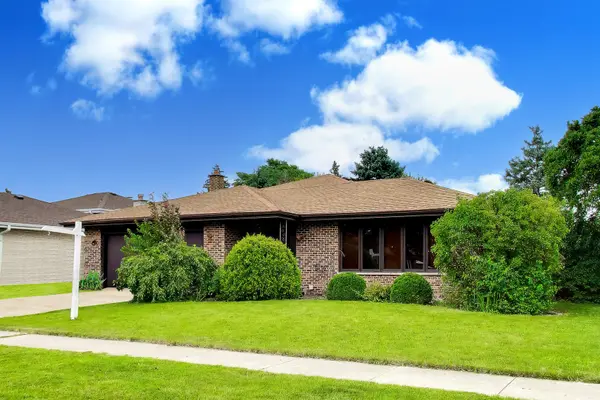 15643 Calypso LN, Orland Park, IL 60462