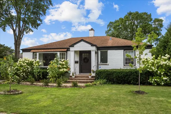 314 Eaton ST, Northfield, IL 60093