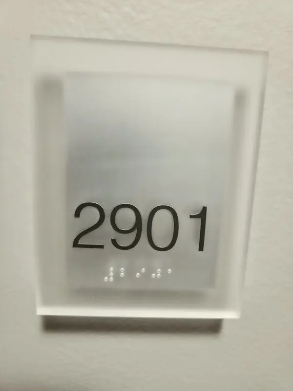 1560 N Sandburg TER #2901J, Chicago, IL 60610