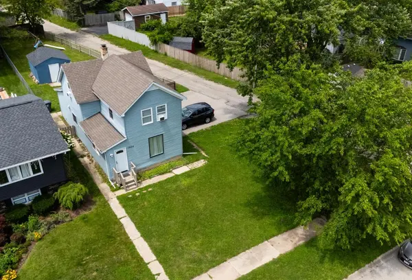 1904 Ezra AVE, Zion, IL 60099