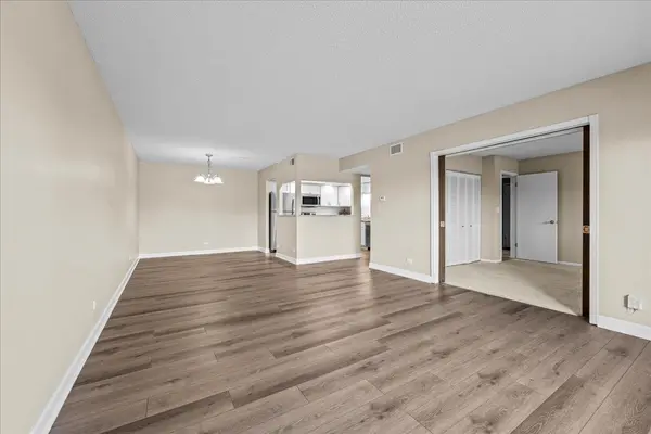 13000 W Heiden CIR #3105, Lake Bluff, IL 60044