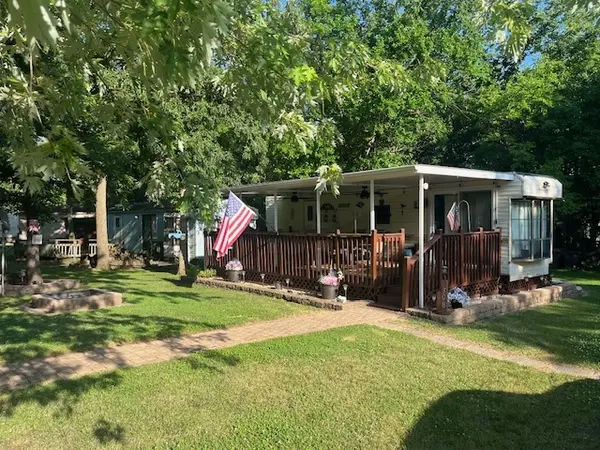 2795 E 28th Lot 308 RD, Seneca, IL 61360