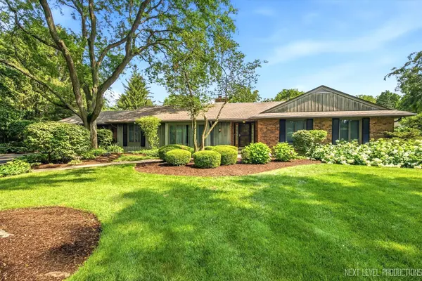 39w390 Juliet DR, Elgin, IL 60124