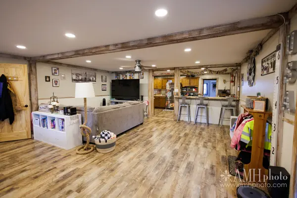 2 Elmwood AVE, Momence, IL 60954