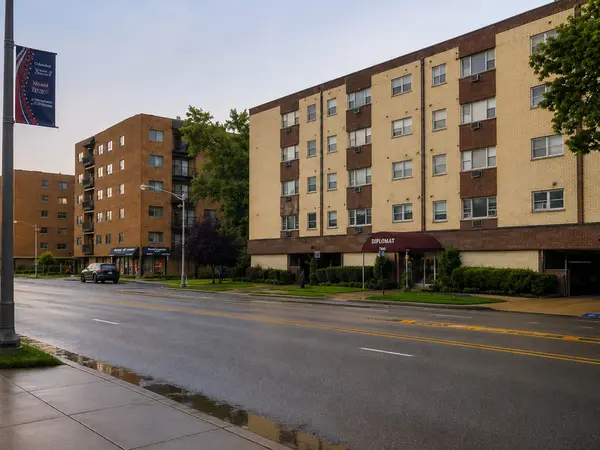 7840 W North AVE #3A, Elmwood Park, IL 60707