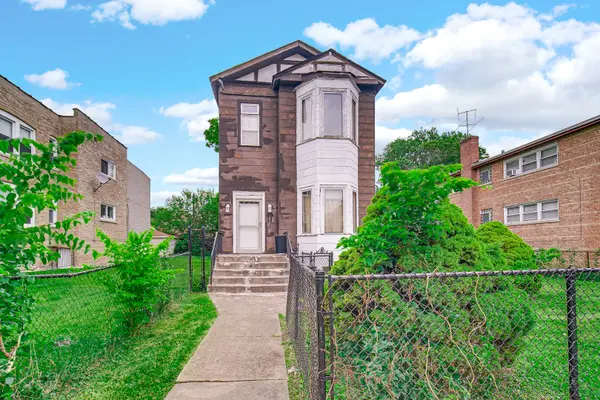 8917 S Hermitage AVE, Chicago, IL 60620