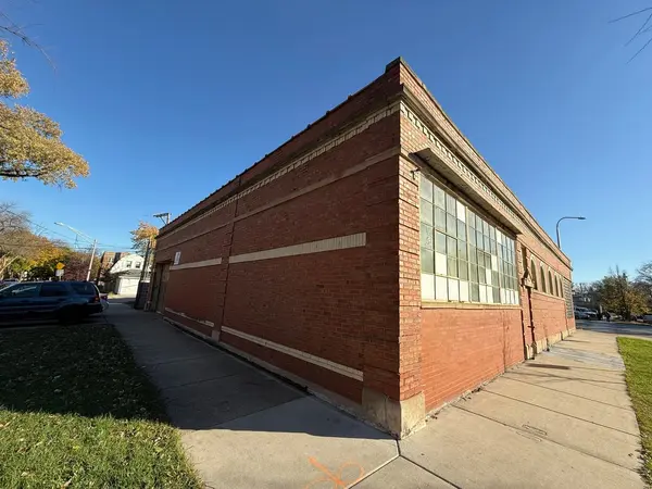 4271 N Elston AVE, Chicago, IL 60618