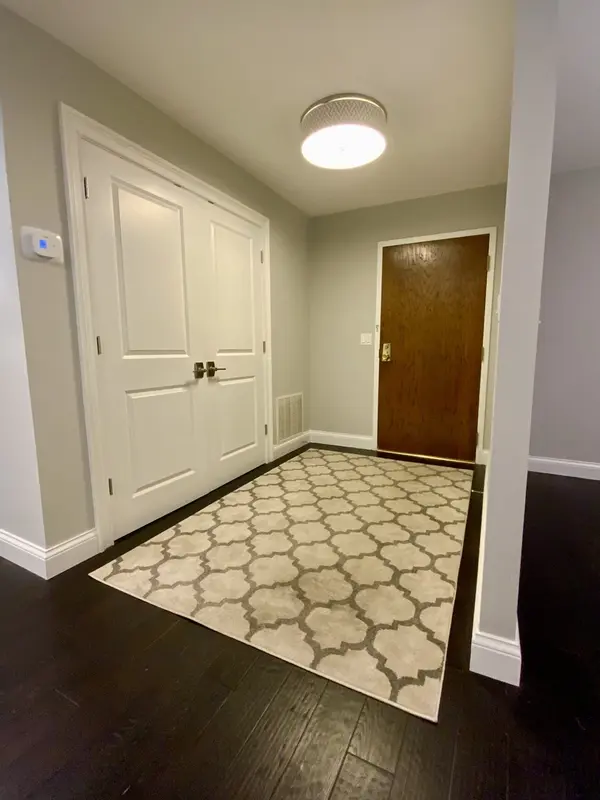 1290 N Western AVE #103, Lake Forest, IL 60045