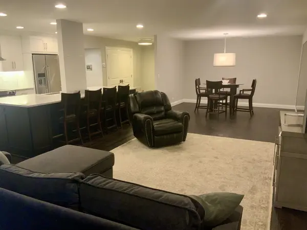1290 N Western AVE #103, Lake Forest, IL 60045