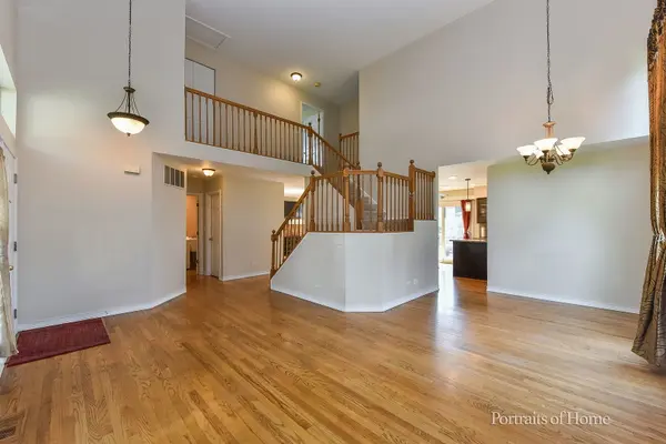 1302 dunbarton DR, Aurora, IL 60502