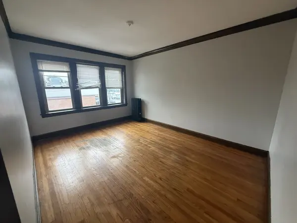 3151 N Long AVE #2, Chicago, IL 60641