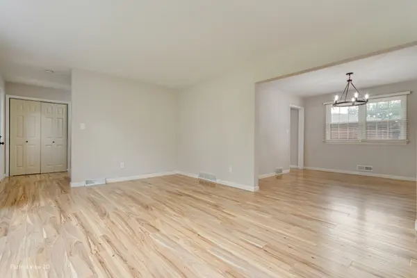 3306 COVENTRY CT, Joliet, IL 60431