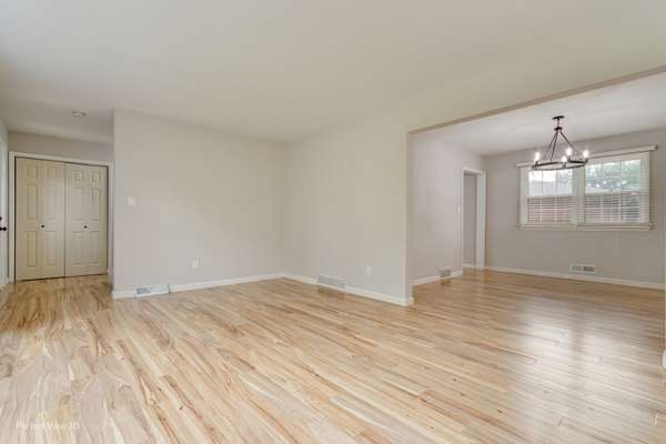 3306 COVENTRY CT, Joliet, IL 60431