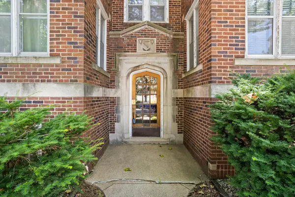 410 N State ST #4, Champaign, IL 61820