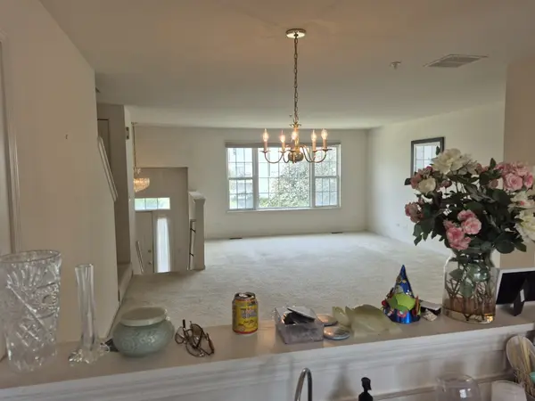 742 River Mill Pkwy, Wheeling, IL 60090