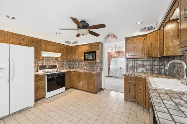 13049 Finch CT, Homer Glen, IL 60491