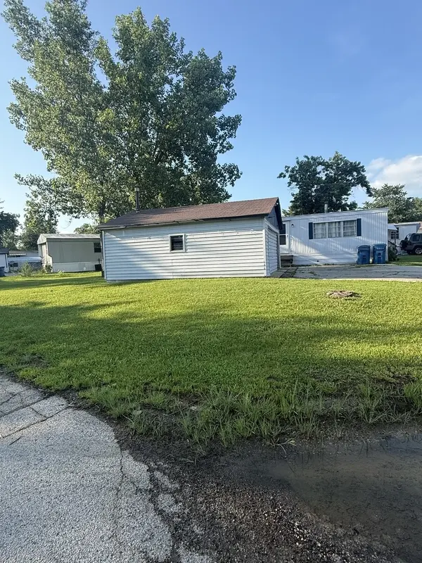 870 5th ST, Normal, IL 61761