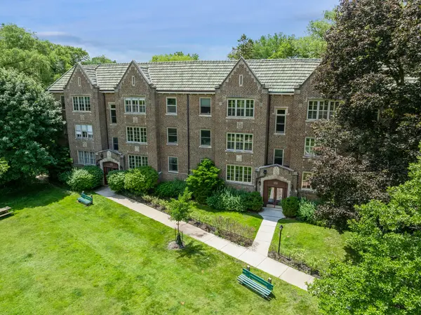 1210 Central ST #3N,  Evanston,  IL 60201