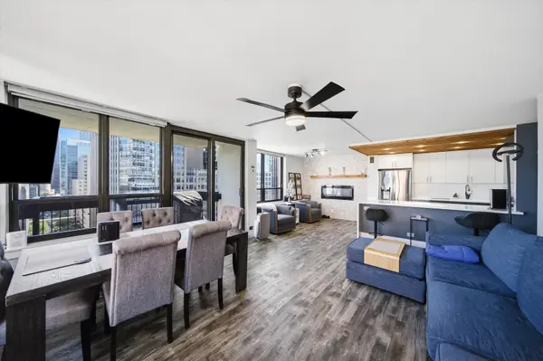 222 E PEARSON ST #2002, Chicago, IL 60611