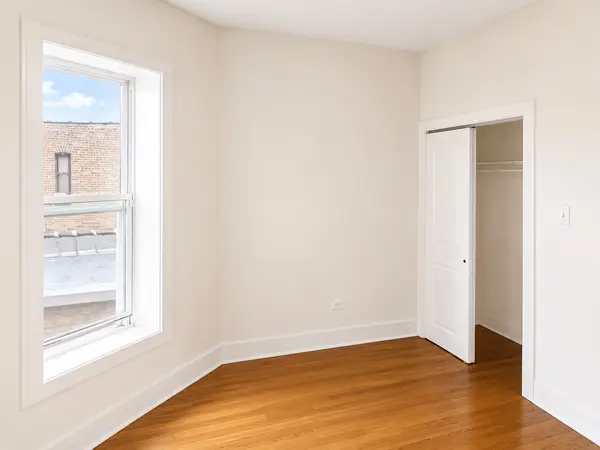 1439 E 66th PL #3W, Chicago, IL 60637