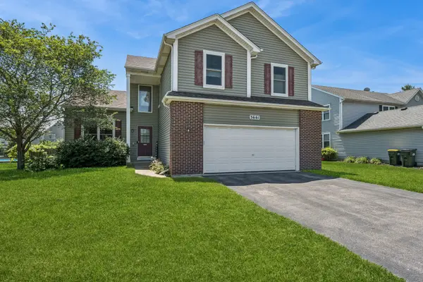 3661 Chadwick LN,  Lake In The Hills,  IL 60156